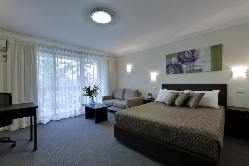 Tall Trees Ainslie Motel Hotel