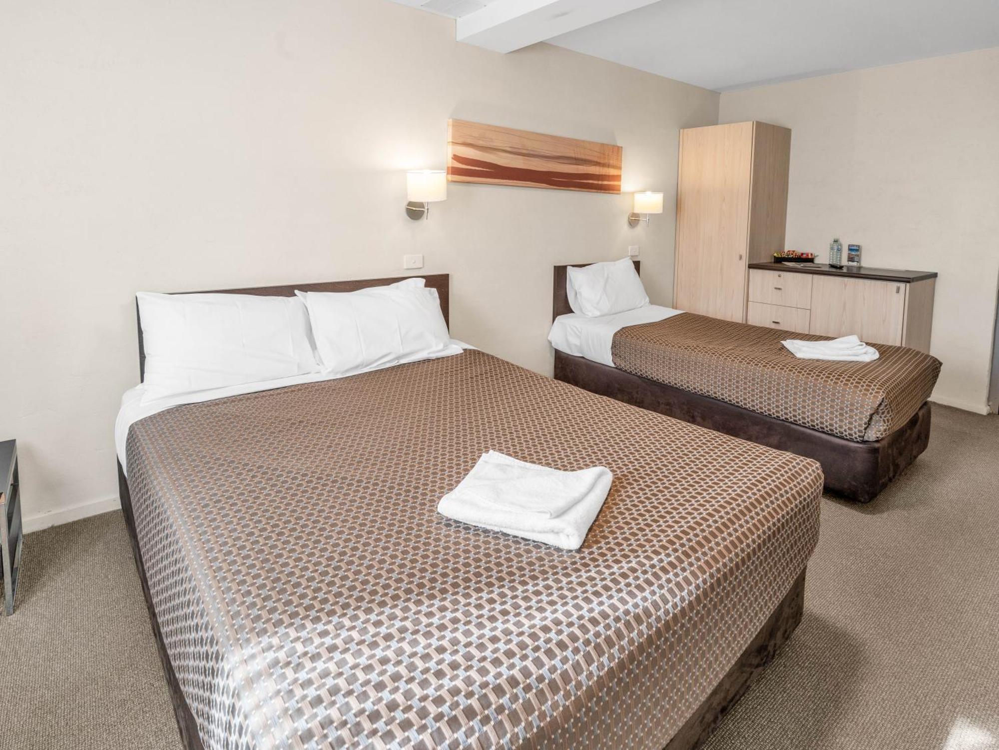 Hotel Tall Trees Ainslie Canberra